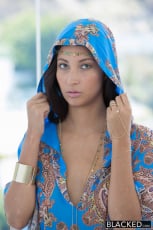 Jade Jantzen - Rich Arab Girl Loves Black Cock | Picture (2)