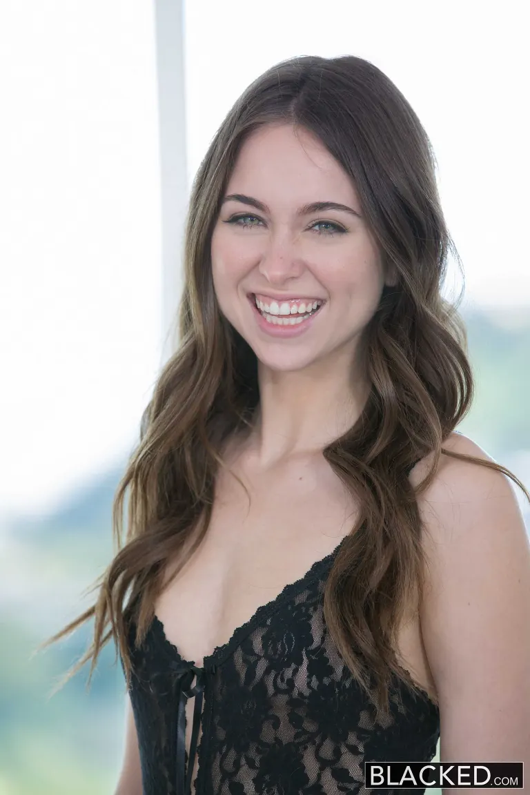Carter Cruise in 'Carter Cruise Obsession Chapter 4'